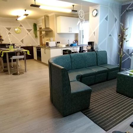 Apartamento Jubells Apartment Milladoiro Luaran gambar