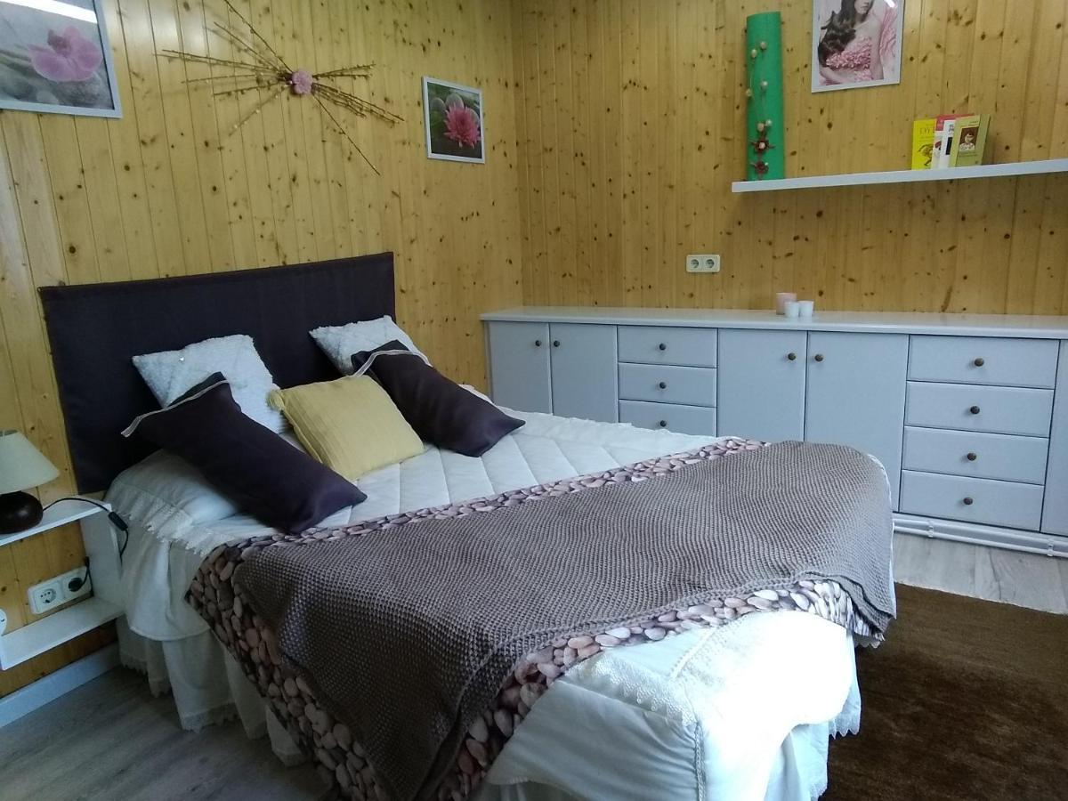 Apartamento Jubells Apartment Milladoiro Luaran gambar